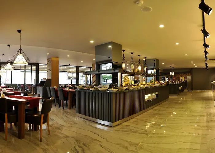 奥巴星辰酒店 - 超级全包 4* 阿拉尼亚